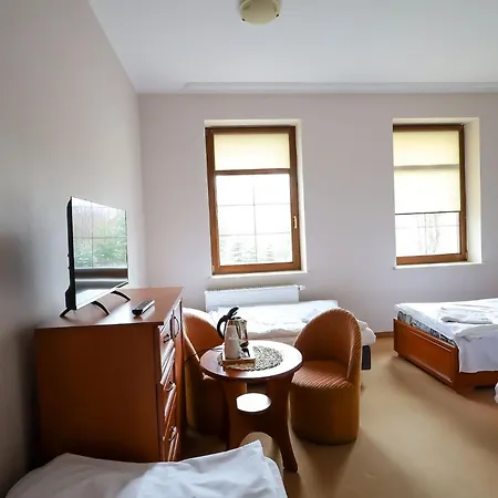 Zloty Widok Bed & Breakfast 3*